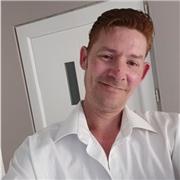 Je suis anglais et je parle français couramment